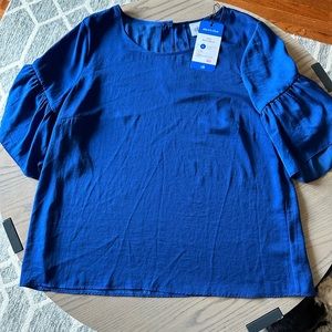 Cabi Women's Sapphire Rhyme Blouse Size L Ruffle Sleeve Style 5526